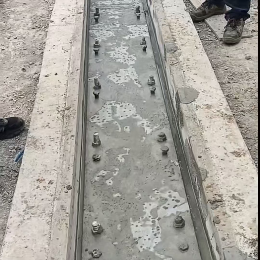 彭阳港口码头起重机龙门吊重型机械设备稳固用早强快凝轨道胶泥